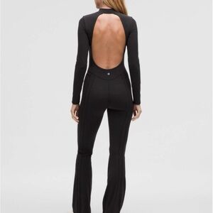 ISSSOOO!!! Lululemon Define Mockneck Open-Back Onesie 32.5"
